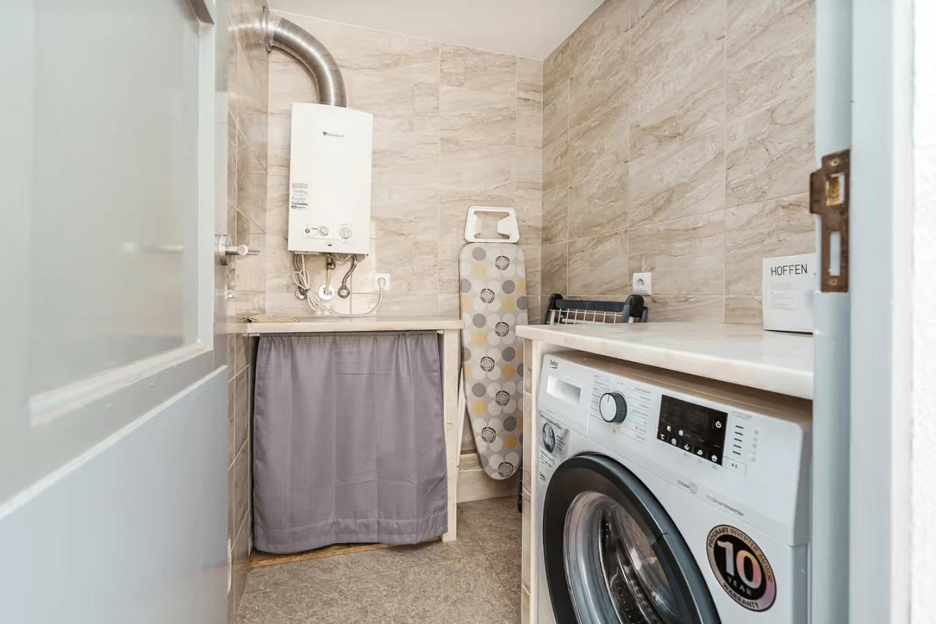 Lovely Apartment In Lagos With Terrace - Close To Beach Екстериор снимка