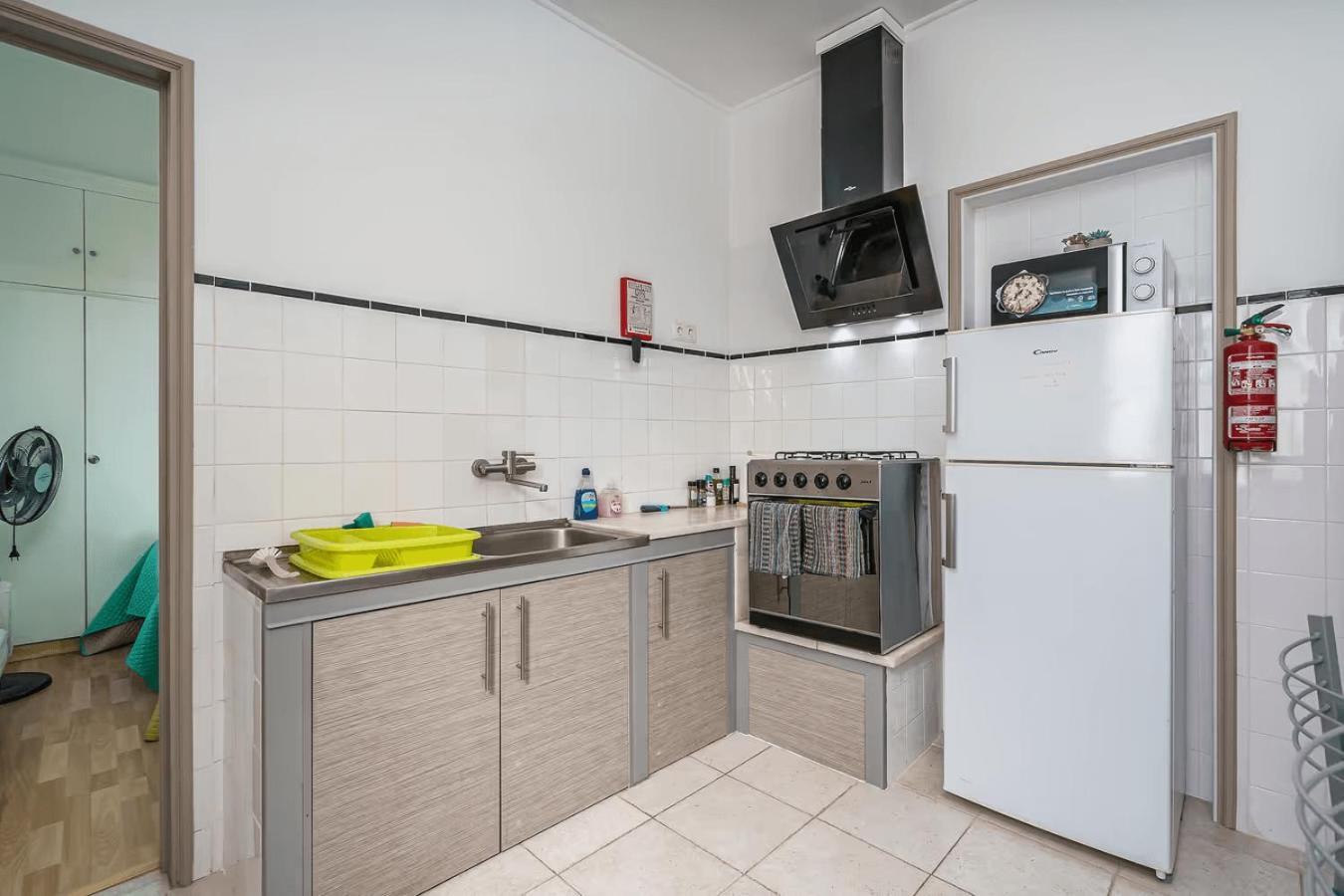 Lovely Apartment In Lagos With Terrace - Close To Beach Екстериор снимка